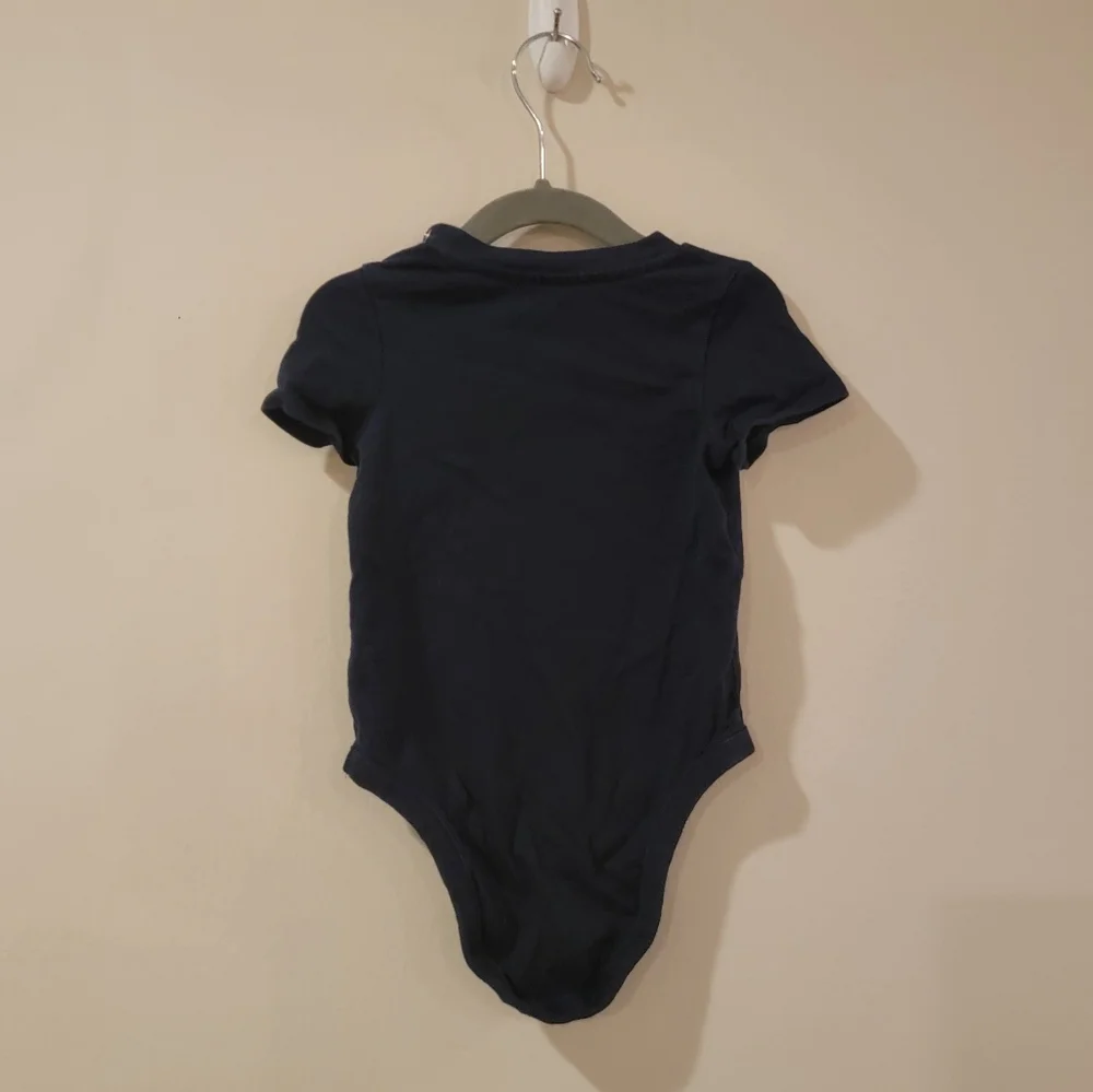 Baby GAP Onesie 12-18 months blue v neck snap short sleeve navy blue boy